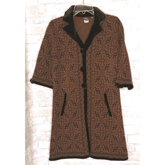 coVelo Clothing Sweaters - CoVelo Clothing | Long Cardigan Velvet Trim Size M